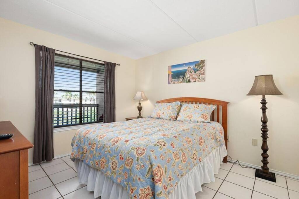 2 Bed 2 Bath Condo By Beach With Resort Pool South Padre Island Dış mekan fotoğraf